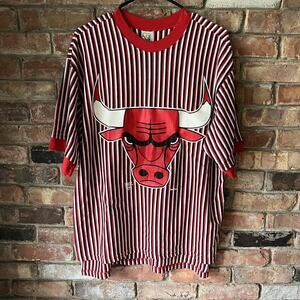 Vintage 90's Competitor Chicago Bulls Pinstripe USA Basketball T Shirt Size L